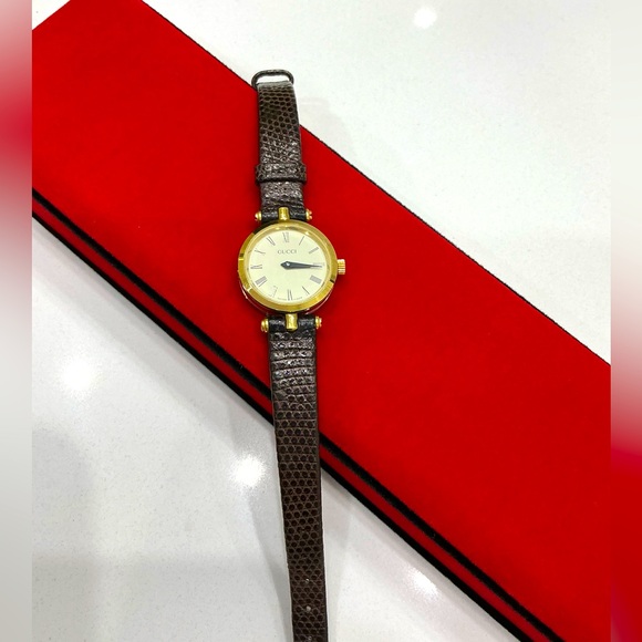 Ladies GUCCI SHERRY LINE watch❤️🧡💚 - Picture 1 of 14